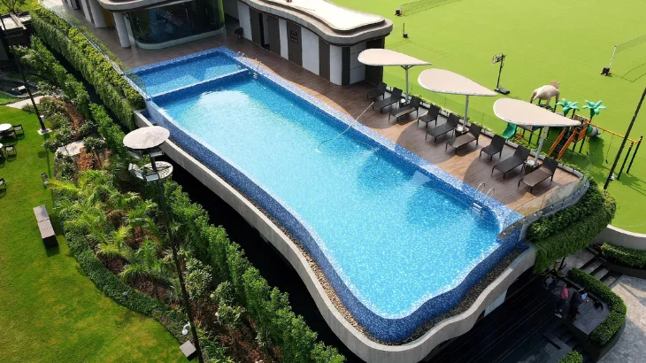 Acrolawns